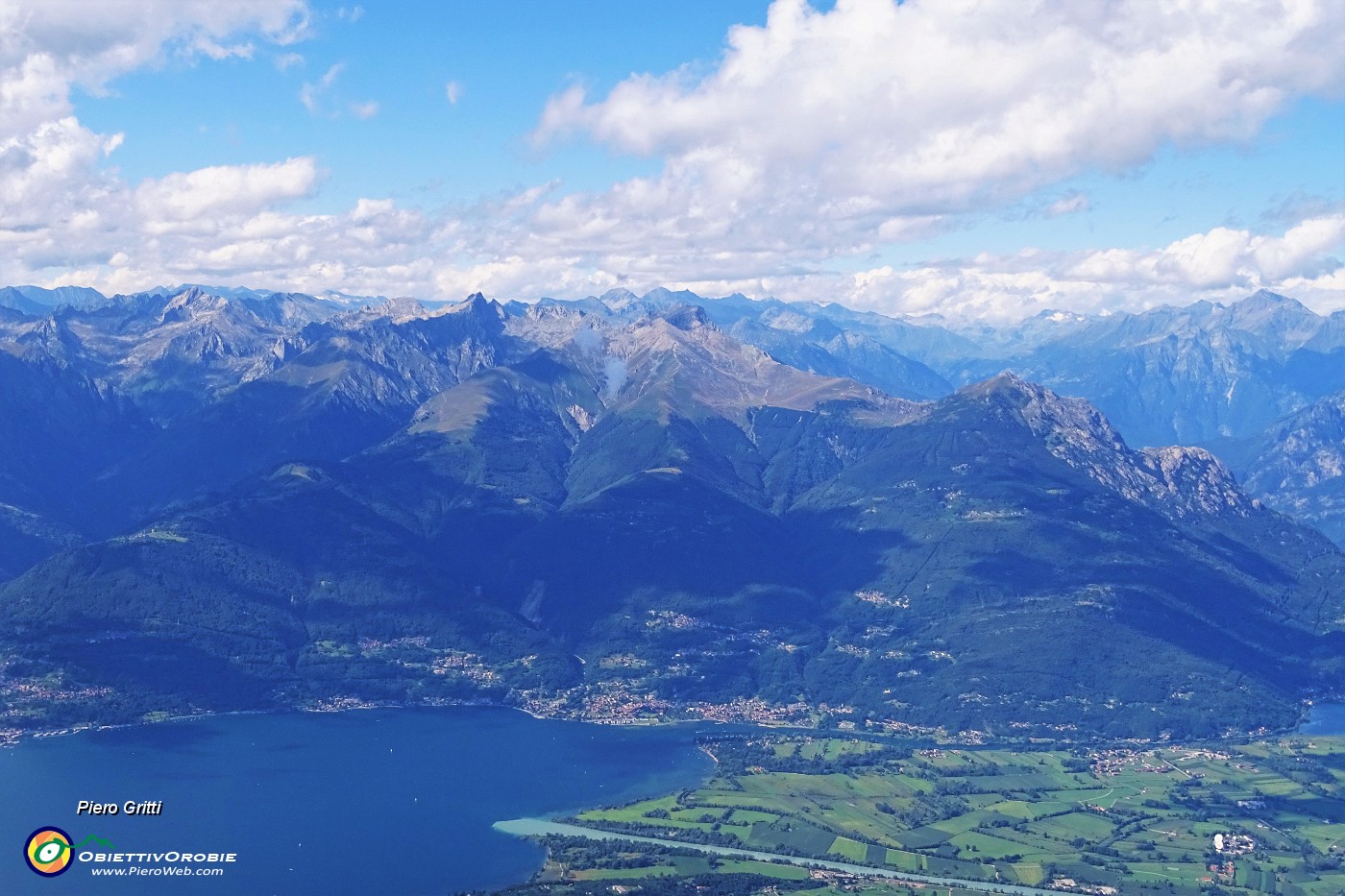 84 Vista su monti saliti, Berlimghera e Duria.JPG